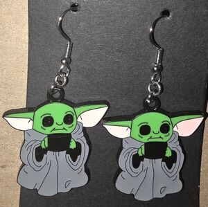 10 for 25!!!Yoda earrings new